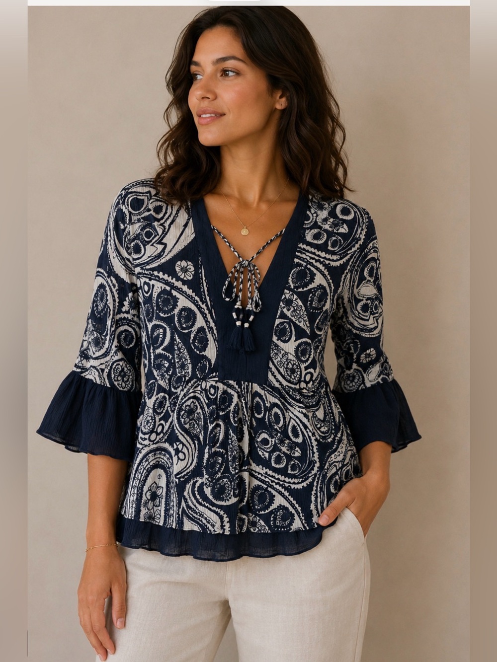 Trina Turk Silk Blend Paisley V-Neck Bell Sleeve Blouse Size XS Navy Cream NWOT